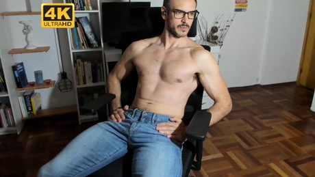 hot_martin25  28-01-2022